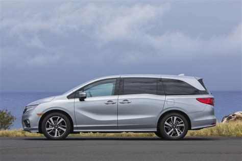 Honda Odyssey Recalled Over Sliding Doors That Could Open While Driving