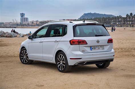 VOLKSWAGEN Golf Sportsvan Specs Photos 2017 2018 2019 2020 2021