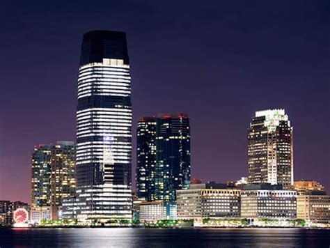 Footloose and Fancy Free: Best Attractions in Jersey City | Hertz Blog