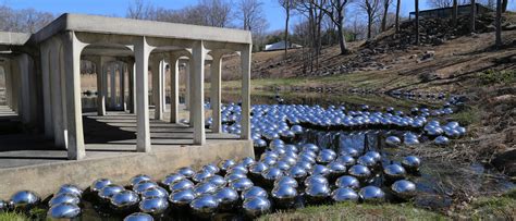 Yayoi Kusama: Narcissus Garden