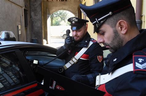 Padre Orco Accusato Di Abusi Sessuali Sulla Figlia E Botte Alla Moglie