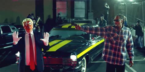 Snoop Dogg pulls gun on Donald Trump in ‘Lavender' music video | The ...