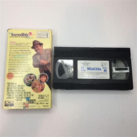 Vintage Matilda Vhs Tape Roald Dahl Mara Wilson Danny Devito Rhea