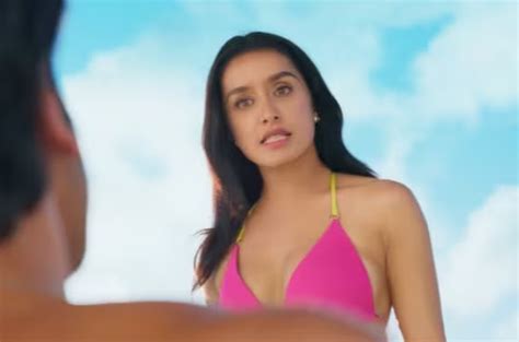 Hot Sexy Shraddha Kapoor Bikini And Sex Scene In Tjmm Nangi Sexy Shraddha