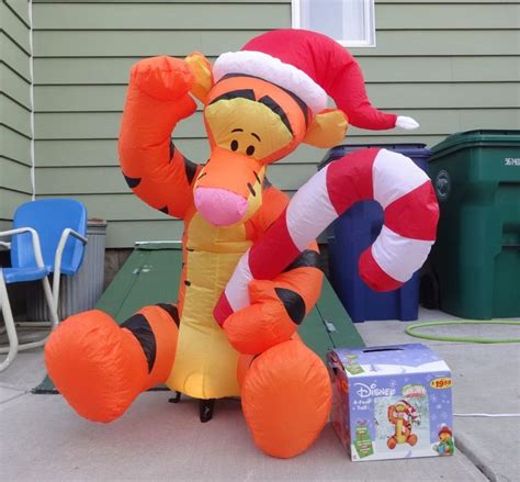 Lighted Disney Tigger Christmas Airblown Inflatable Yard Lawn Blow-Up 4 ...