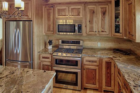 50+ Popular Brown Granite Kitchen Countertops Design Ideas