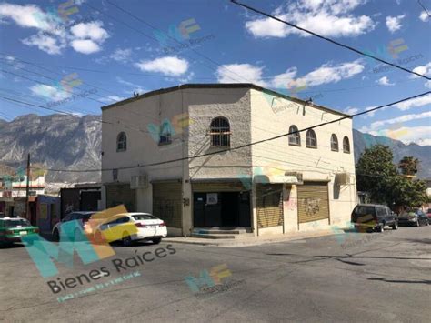 Se Renta Local Comercial En Esquina Centro De Santa Catarina En