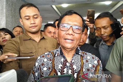 Mahfud Md Anwar Usman Tak Boleh Terlibat Sidang Sengketa Pilpres