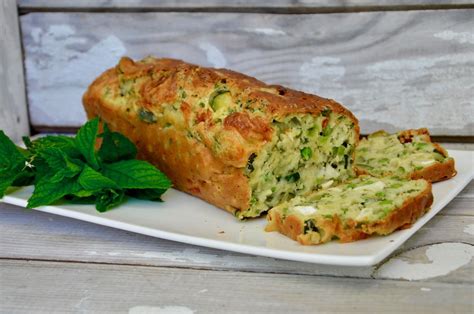 Cake aux courgettes petits pois feta à la menthe La p tite cuisine