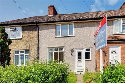 Lillechurch Road Dagenham Essex 3 Bed Terraced House £360 000