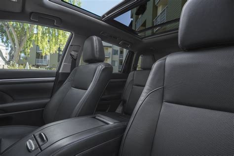 Toyota Highlander Interior | Cabinets Matttroy