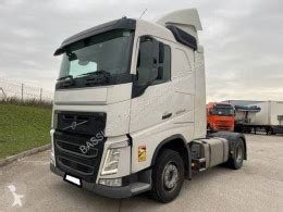 Fiche Technique Tracteur Volvo FH D 13 62 HA Tracteur essieu poussé