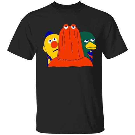 Don’t hug me I’m scared t-shirt