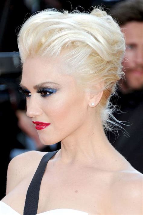 15 Celebs With Platinum Blonde Hairstyles We Love