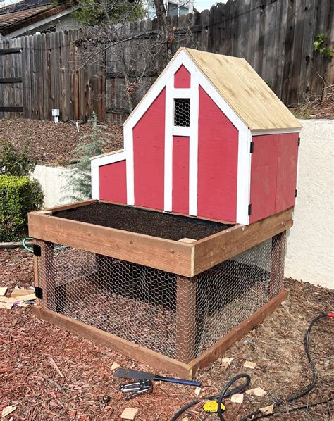 Small Chicken Coop Ana White