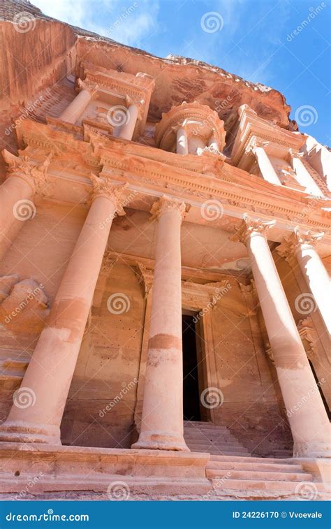 Facade Of The Treasury Monument In Petra Stock Photo Image Of Jordan