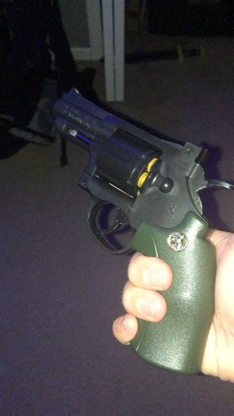 I need help with this Neat shell Ejecting revolver that I got on amazon ...