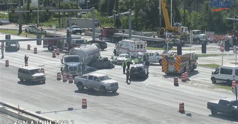 Fatal Crash Closes Colonial Blvd At I 75