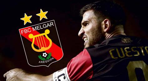 Qué representan las dos estrellas en el escudo de FBC Melgar