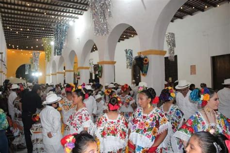 Man Con Su Gran Fiesta En Honor A La Virgen De La Candelaria