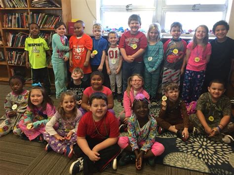 Kindergarten Friends Created Lineville Elementary School