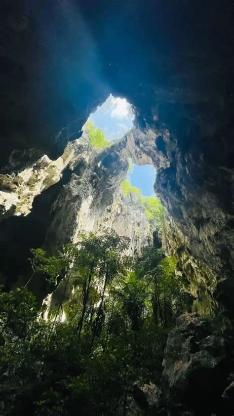 Discovering the Wonders of Phraya Nakhon Cave | Amazingworld - Amazingworld