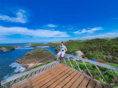 10 Rekomendasi Pantai Pacitan Di Jawa Timur Salah Satunya Dijuluki