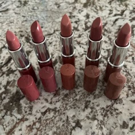 Clinique Makeup 5 New 2 Clinique 2 Bare Pop 2 4 Plum Pop 1 01 Nude