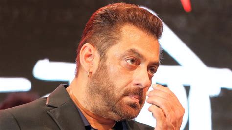 Watch Bollywood Star Salman Khans Security Tightened After Threat