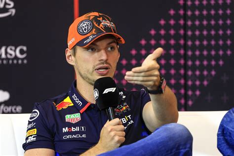 Max Verstappen F Red Bull Coureur Wijst Naar Eigen Team Als Oorzaak