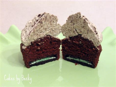 Cool Mint Oreo Cupcakes