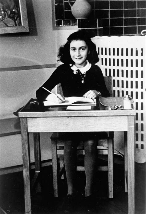 El Diario De Ana Frank Por Santos Balasch