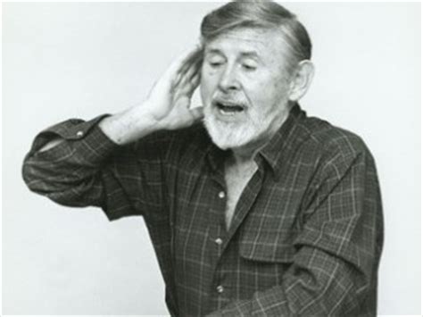 Ewan MacColl biography, birth date, birth place and pictures