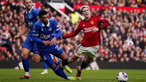 Man Utd 2 0 Everton Bruno Fernandes And Marcus Rashford Penalties