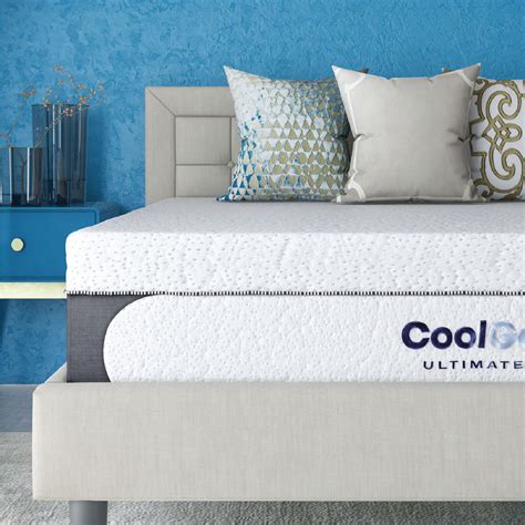 Cool Gel Gel Memory Foam Mattress With Bonus Pillows Queen