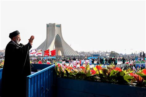 Irán Celebra El 45 Aniversario De La Revolución Islámica Con Llamadas