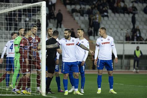 Slobodna Dalmacija Donedavni Hajdukovac Zamotane Glave I Dresa