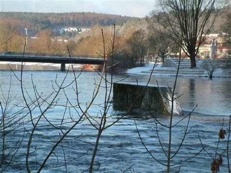 die donau tritt ueber die ufer