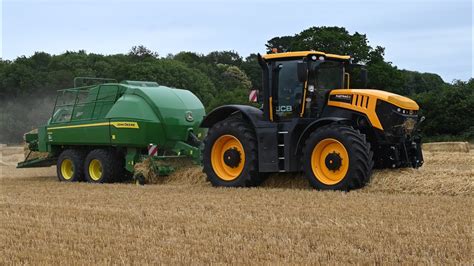 Harvest 2023 Baling Straw With JCB Fastrac 8330 JD Baler And John