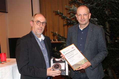 Wendenborstels Uwe Dankenbring Erh Lt Dfb Ehrenamtspreis Nfv