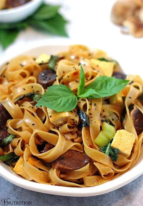 Thai Basil Noodles | Vegan thai recipe, Teriyaki tofu, Tofu recipes