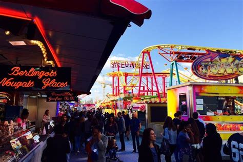 Le Mans La Fête Foraine Suspendue