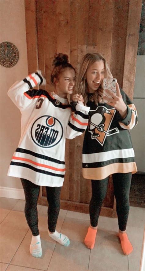 Pin By Michelle Wallace On Halloween 2022 Hockey Outfits Hockey Girls Outfits Hockey Game Outfit