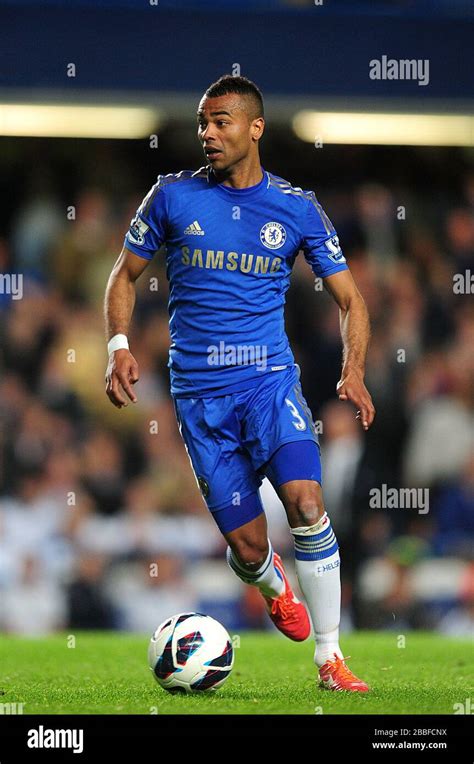 Ashley Cole Chelsea Stock Photo Alamy