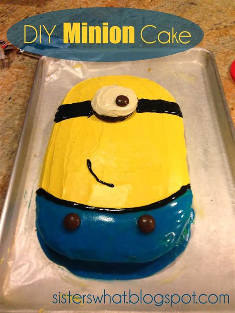 Minion Cake