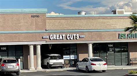 3 Injured After Car Crashes Into Las Vegas Business