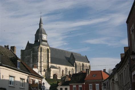 Fichier Auxi le Château église 45 Wikipasdecalais