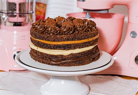 Naked Brownie Raphs Patisserie