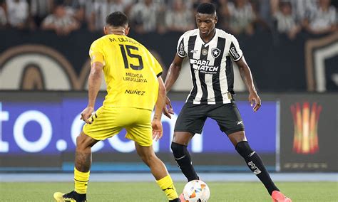 Peñarol x Botafogo onde assistir ao jogo da semi da Libertadores