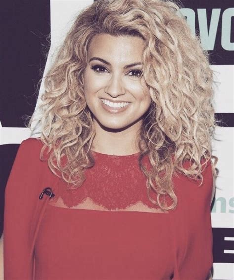 Tori Kelly | Tori kelly hair, Curly hair styles, Hair diary